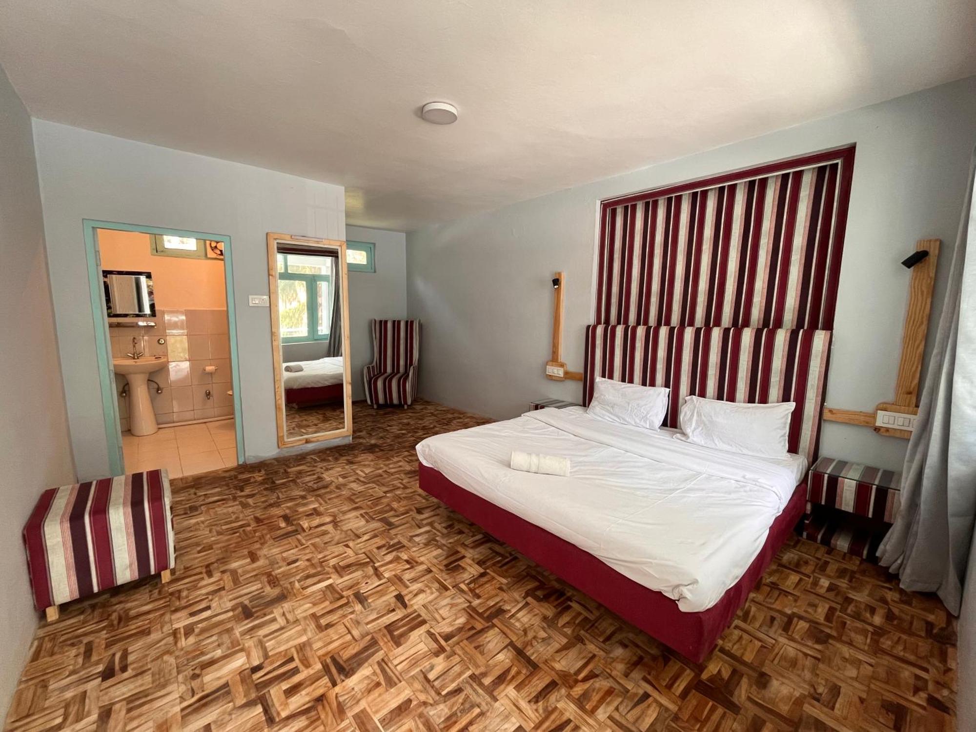 Hotel English Rose, #Personal Parking, #Petfriendly, #Garden, #Bonfire Under The Stars Manāli Exteriér fotografie