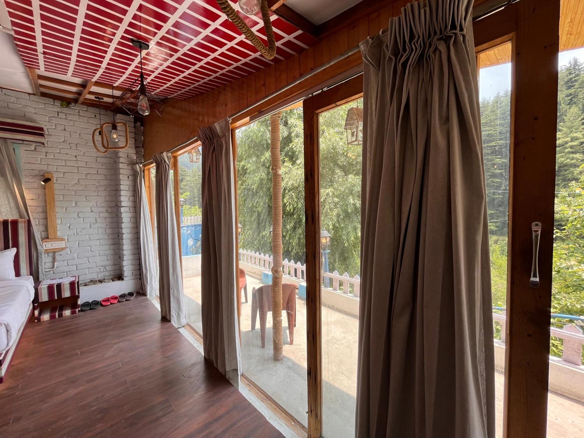 Hotel English Rose, #Personal Parking, #Petfriendly, #Garden, #Bonfire Under The Stars Manāli Exteriér fotografie