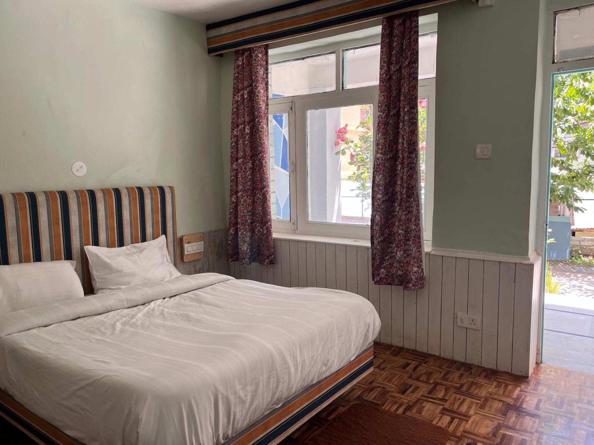 Hotel English Rose, #Personal Parking, #Petfriendly, #Garden, #Bonfire Under The Stars Manāli Exteriér fotografie