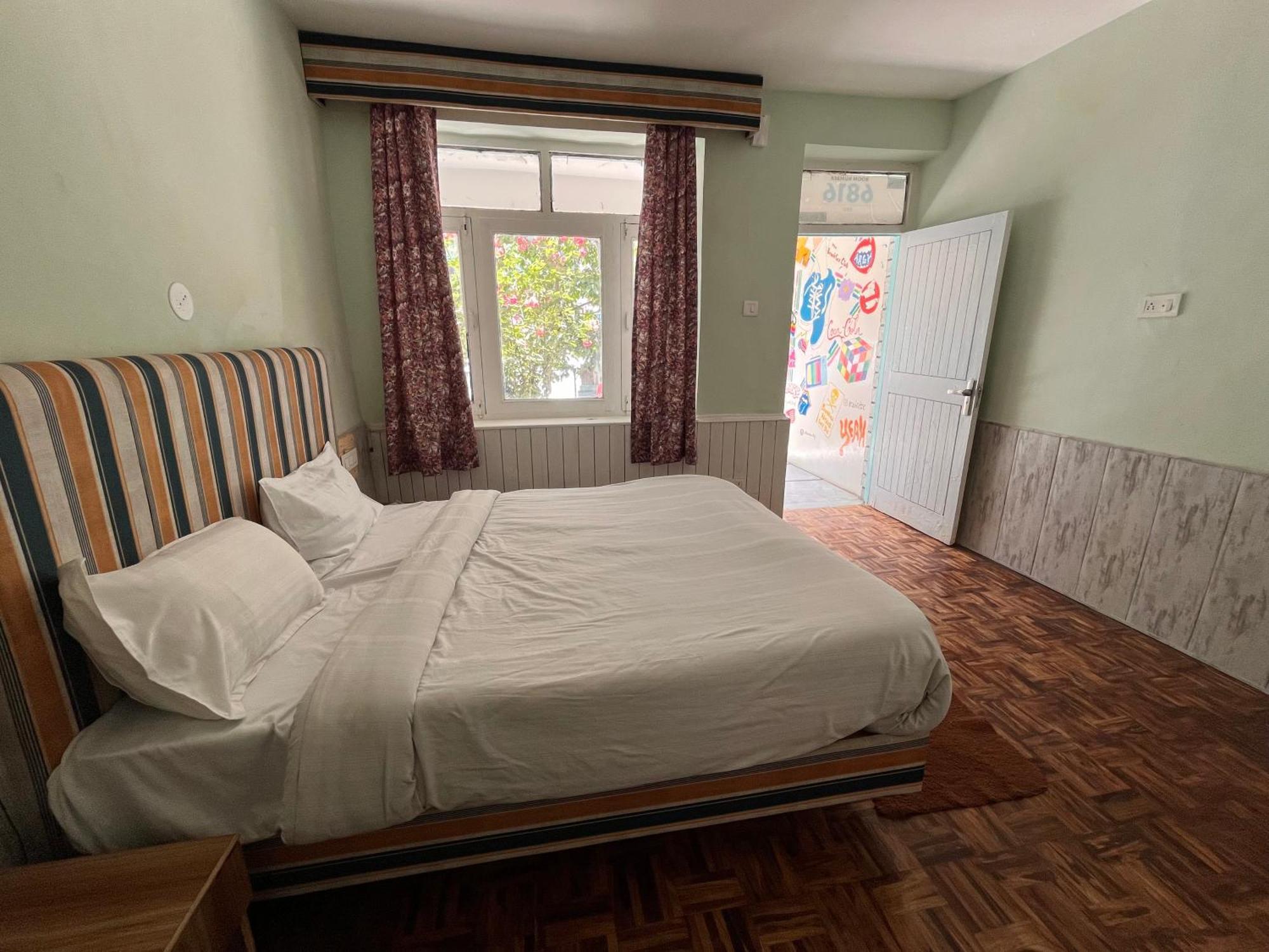 Hotel English Rose, #Personal Parking, #Petfriendly, #Garden, #Bonfire Under The Stars Manāli Exteriér fotografie