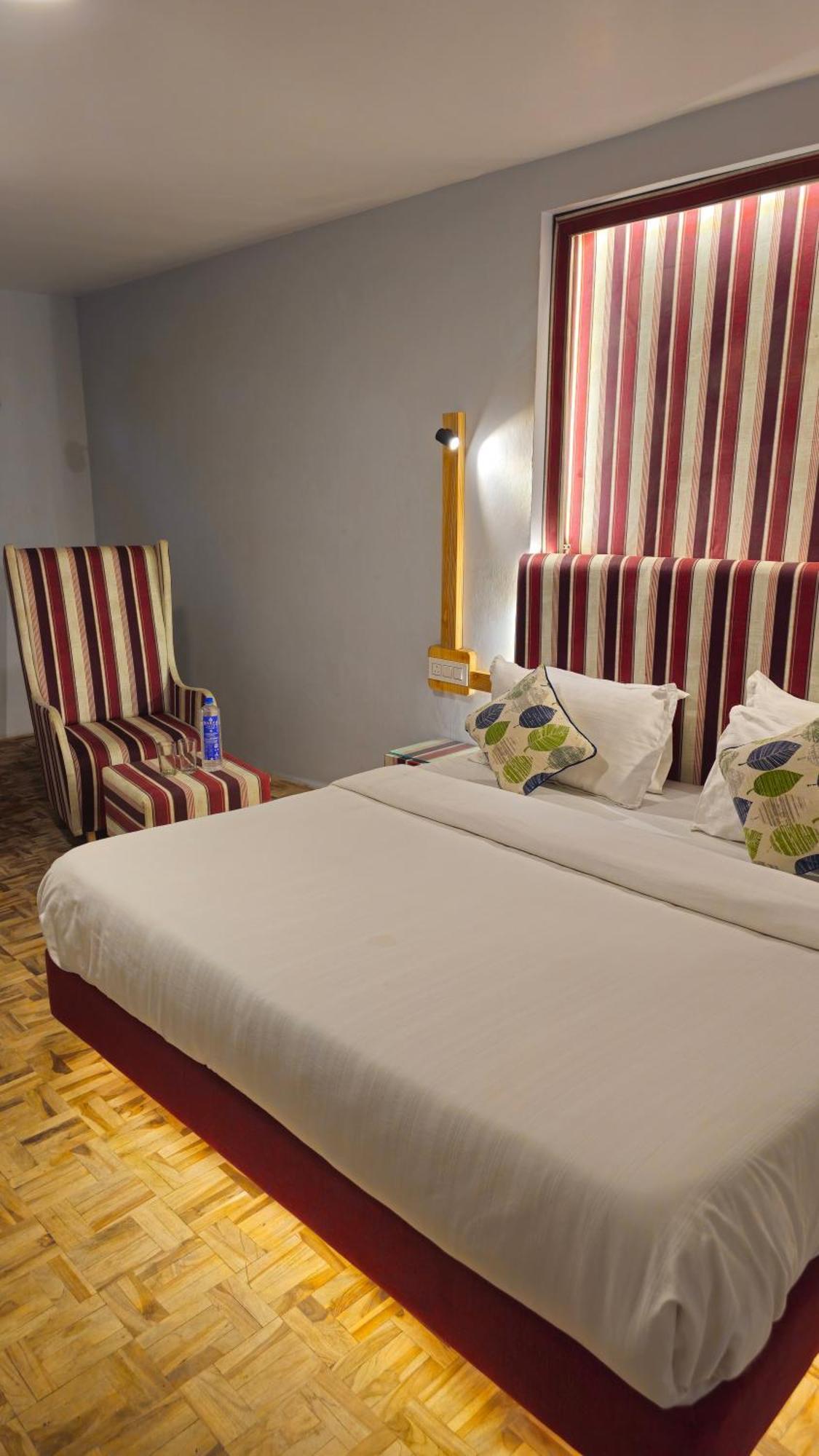 Hotel English Rose, #Personal Parking, #Petfriendly, #Garden, #Bonfire Under The Stars Manāli Exteriér fotografie