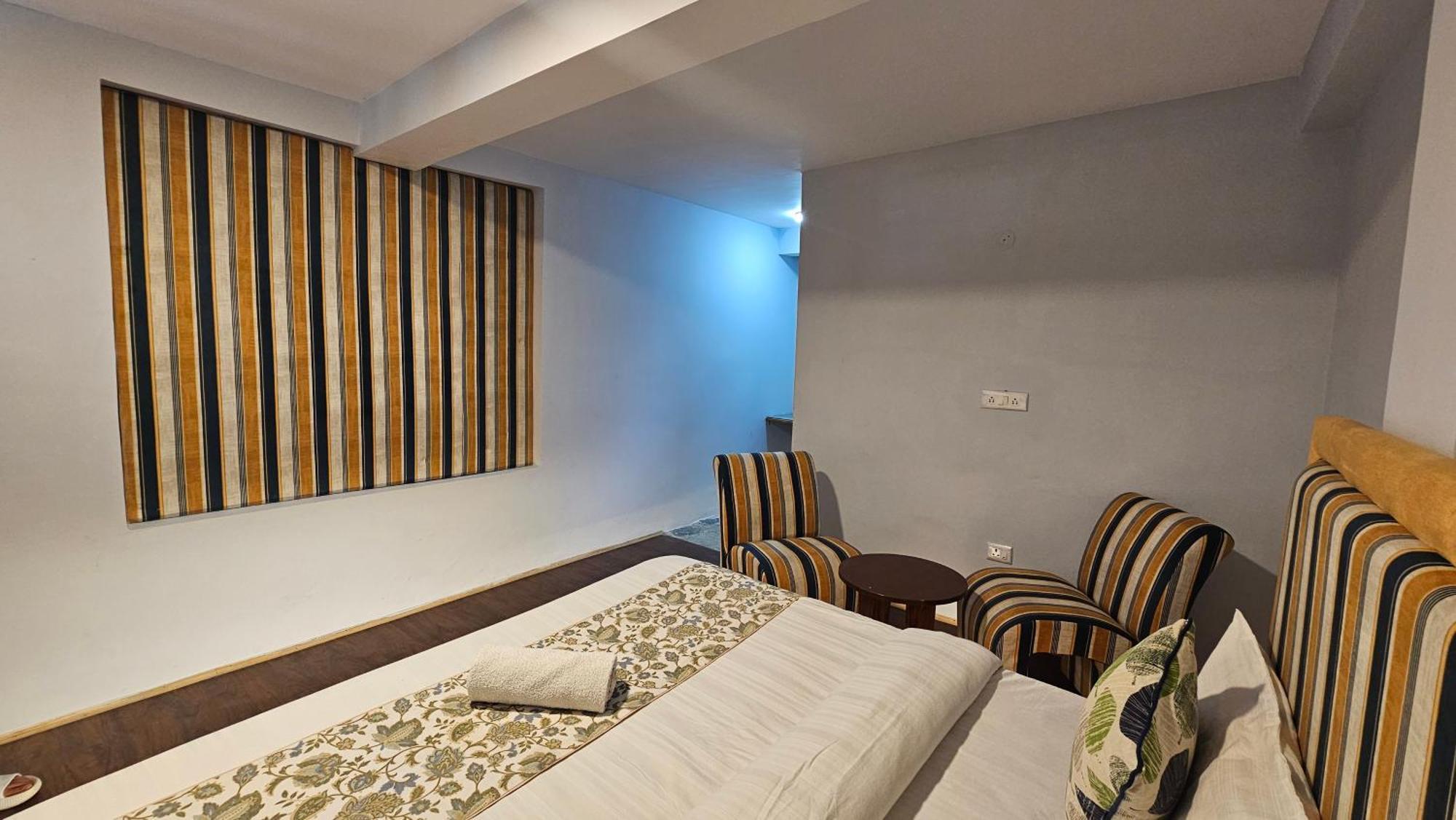 Hotel English Rose, #Personal Parking, #Petfriendly, #Garden, #Bonfire Under The Stars Manāli Exteriér fotografie